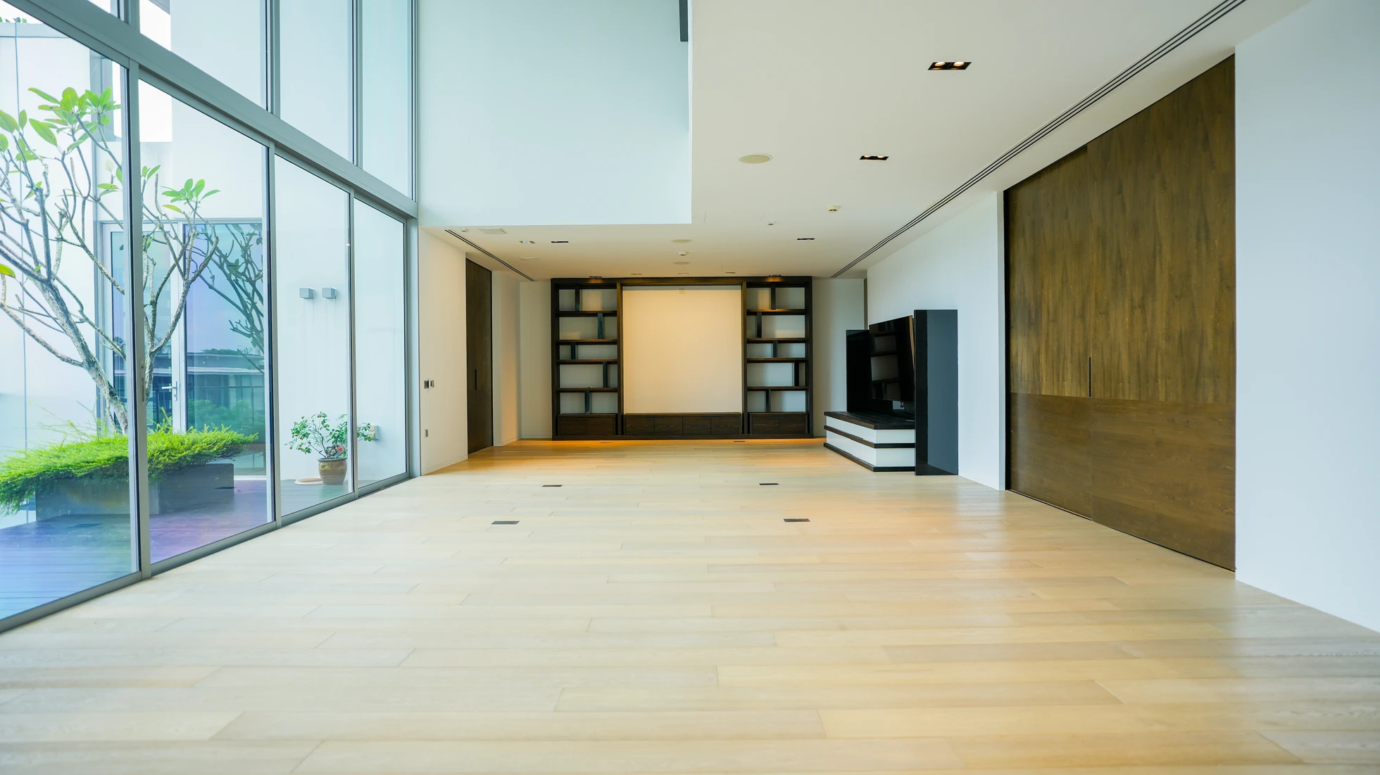 Duplex Penthouse – Prime Location in Singapore City