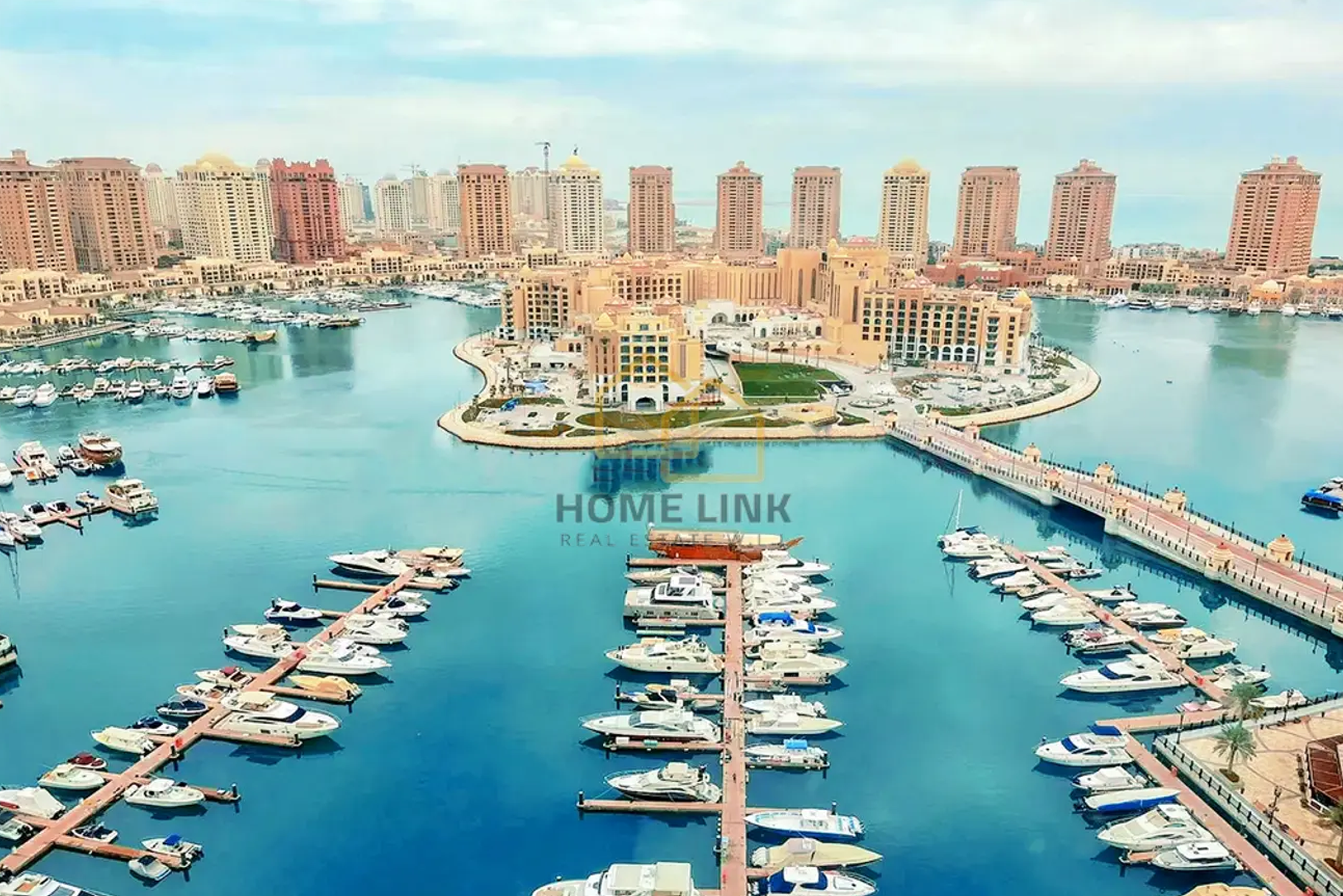 Penthouse With Private Pool in Porto Arabia – Doha