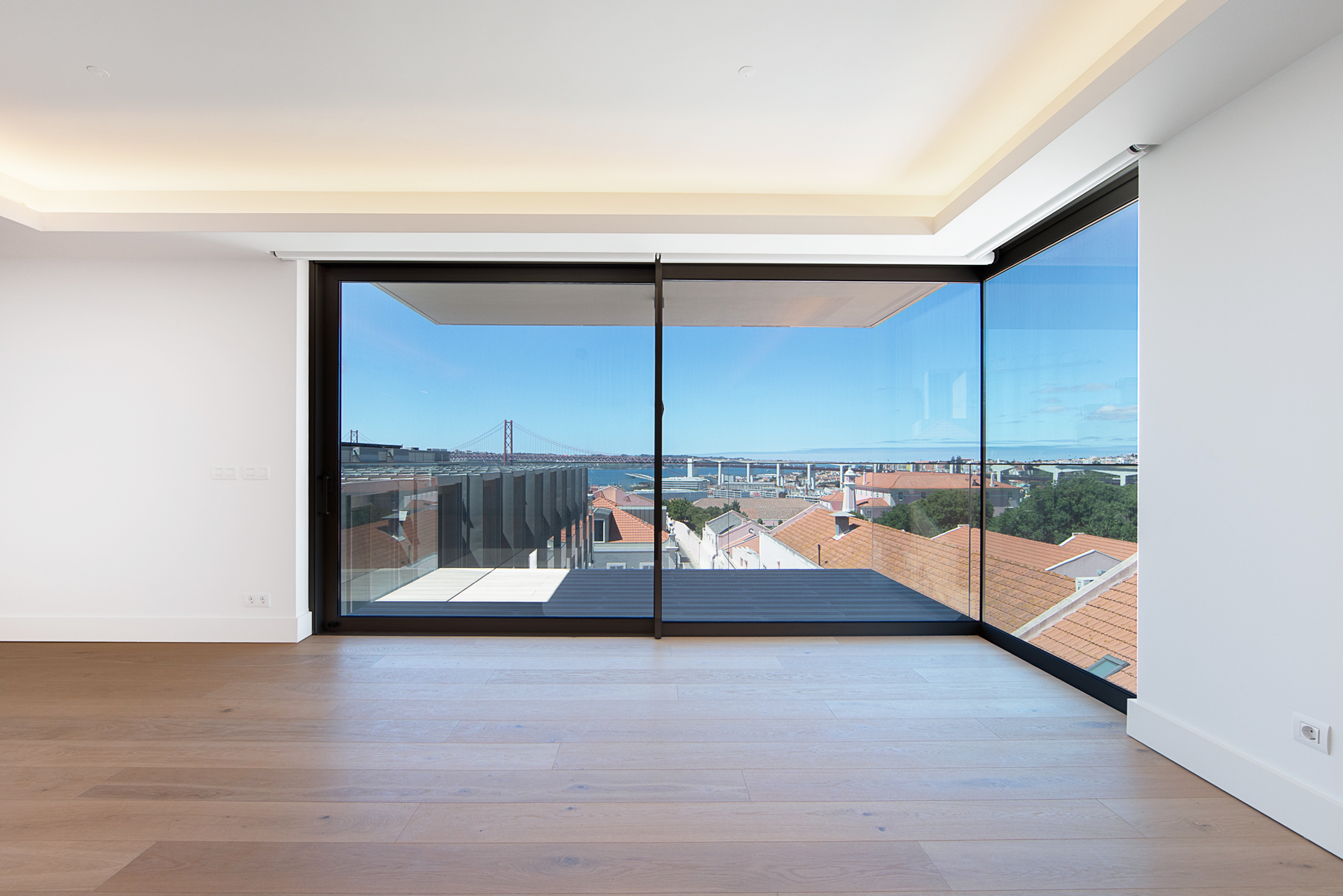 Modern Penthouse in a Lapa, a Prime Location in Lisbon