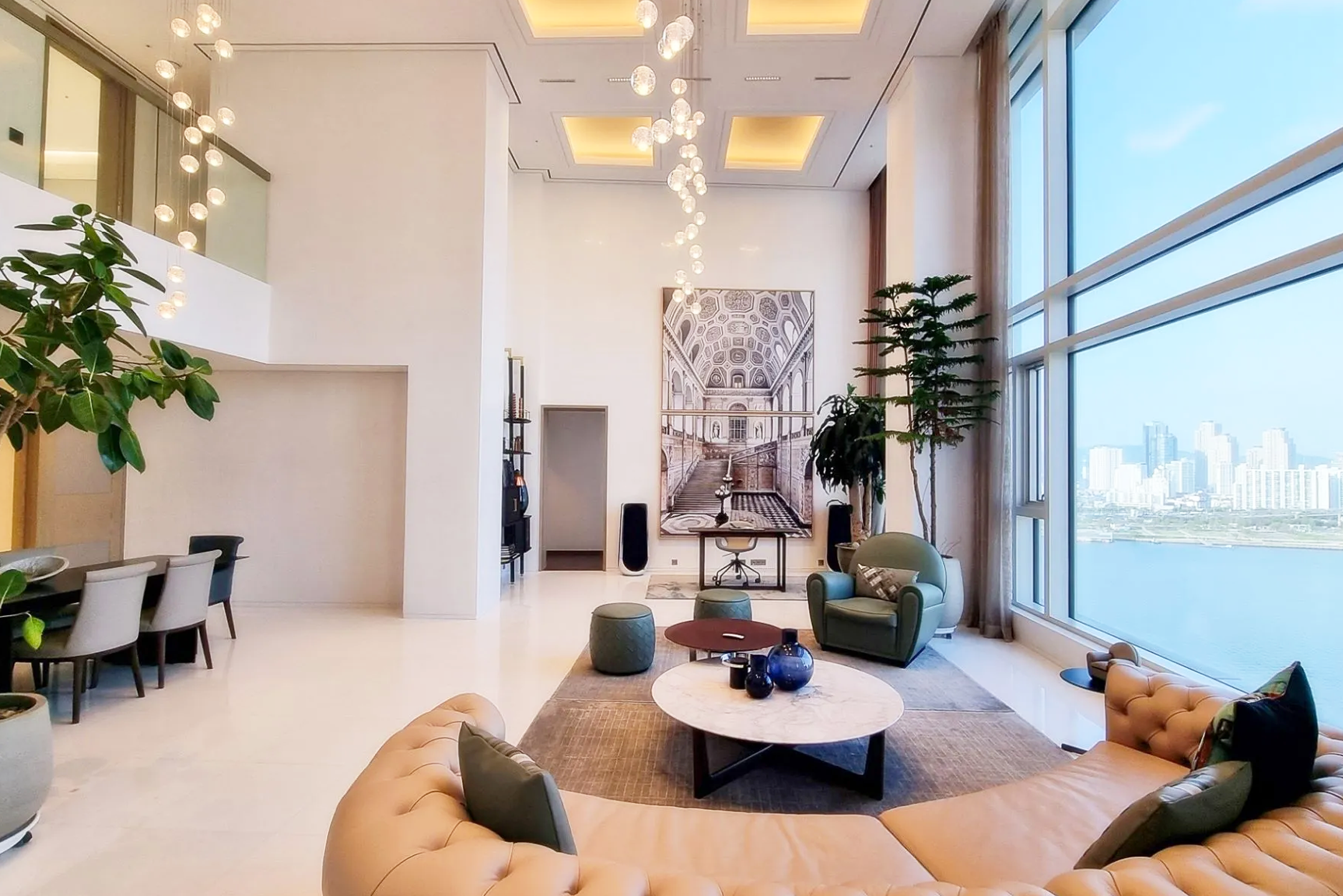 Panoramic Living in Cheongdam-Dong’s Premier Residence