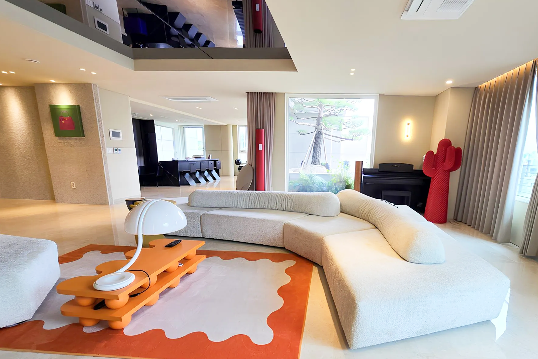 “Seocho The Mikelan: Modern Living in Seoul’s Premier Location”