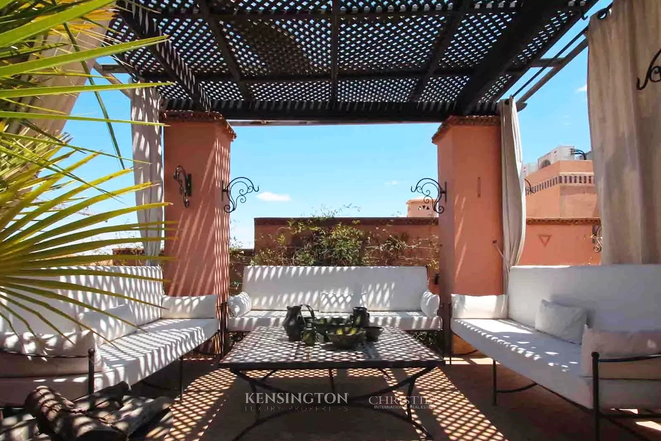 Moroccan Charm: Penthouse in Gueliz – Marrakesh